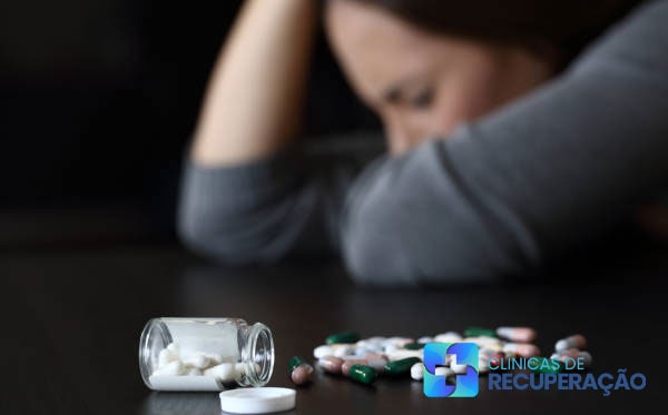 Clinica de Reabilitação Feminina Dois Irmãos do Buriti - MS Dependente Medicamentos 