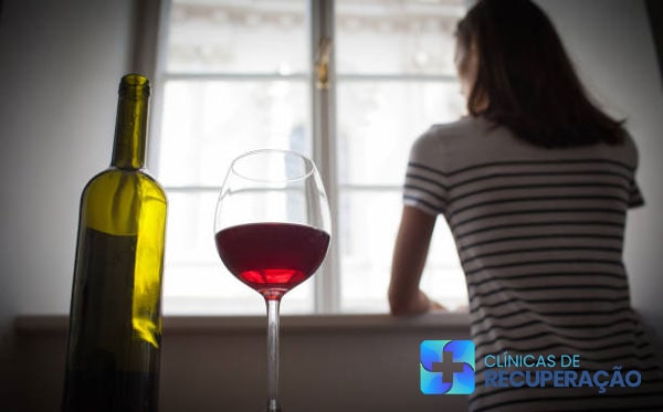 Clinica de Reabilitação Feminina Paraíso das Aguás - MS Alcoolismo Clinica de Reabilitação Feminina Paraíso das Aguás - MS Alcoolismo