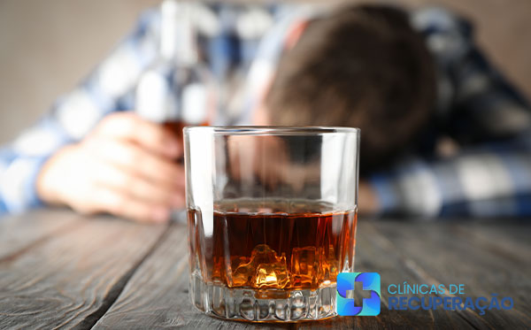 Alcoolismo - Clínica de Reabilitação para Alcoólatras de Rio Verde de Mato Grosso - MS Alcoolismo - Clínica de Reabilitação para Alcoólatras de Rio Verde de Mato Grosso - MS