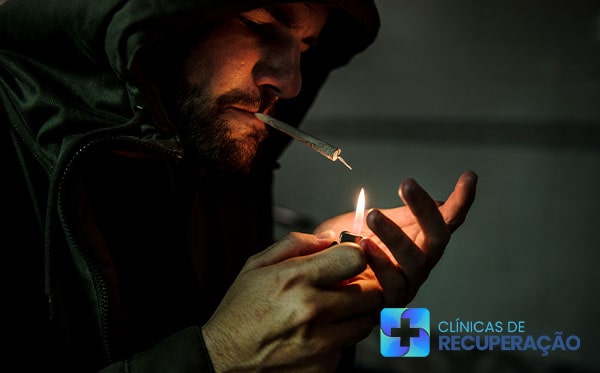 Usuário de Droga de Dois Irmãos do Buriti - MS - Internação e Tratamento em Clínica de Reabilitação 