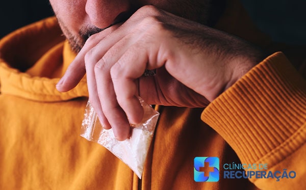 Vício em Cocaína - Internação e Tratamento em clínica de reabilitação - Paraíso das Aguás - MS 
